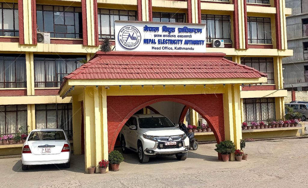 आजदेखि काठमाडौं र ललितपुरका केही ठाउँमा ५ घण्टा बिजुली अवरुद्ध