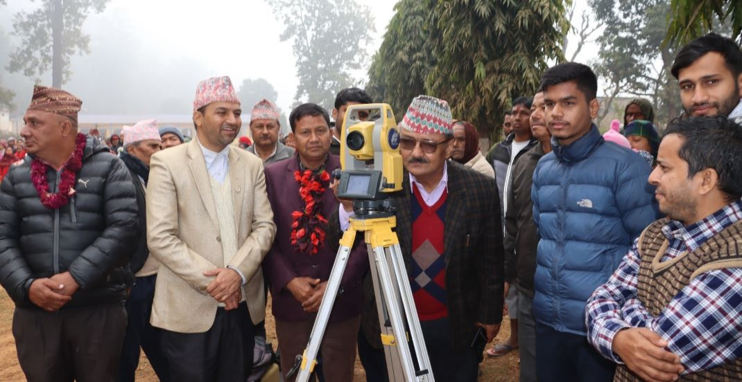 मध्यविन्दुमा जग्गा नापजाँच सुरु