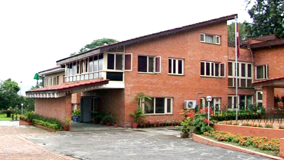 बालुवाटारमा मन्त्रिपरिषद् बैठक बस्दै