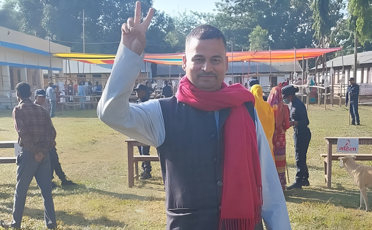 जनमतले कोषाध्यक्ष यादवलाई सोध्यो स्पष्टीकरण, जिम्मेवारी पनि खोसियो