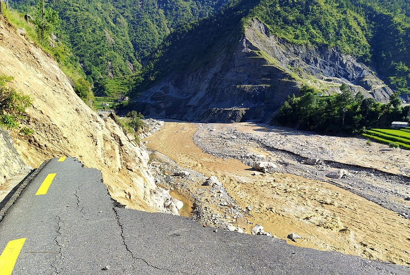 बीपी राजमार्गको सिन्धुली खण्डका लागि बोलपत्र आह्वान