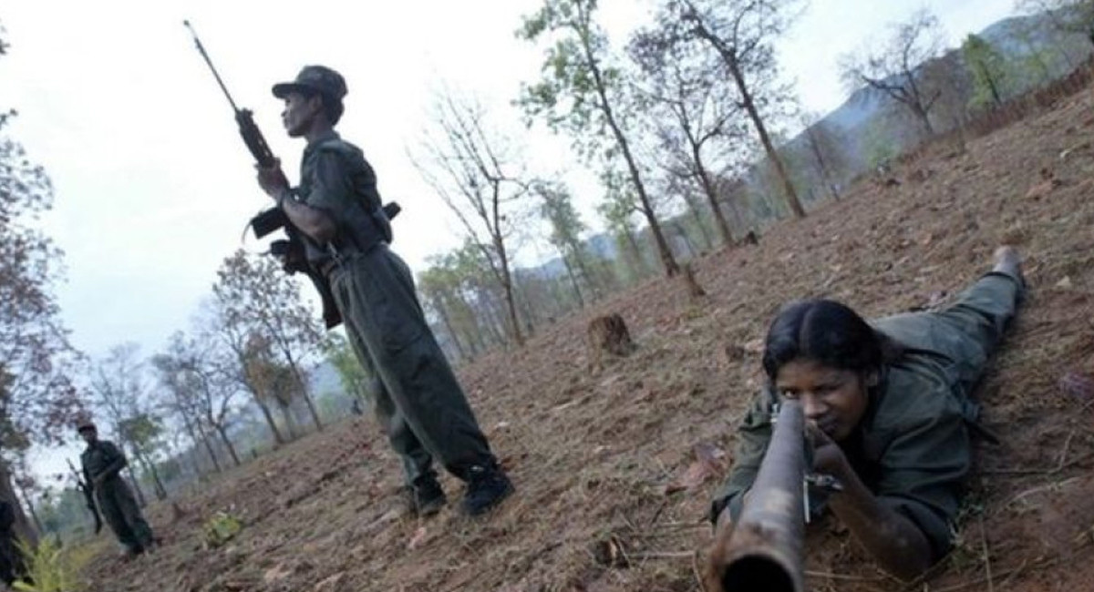 छत्तीसगढमा माओवादी र भारतीय प्रहरीबीच रक्तपातपूर्ण लडाइँ जारी
