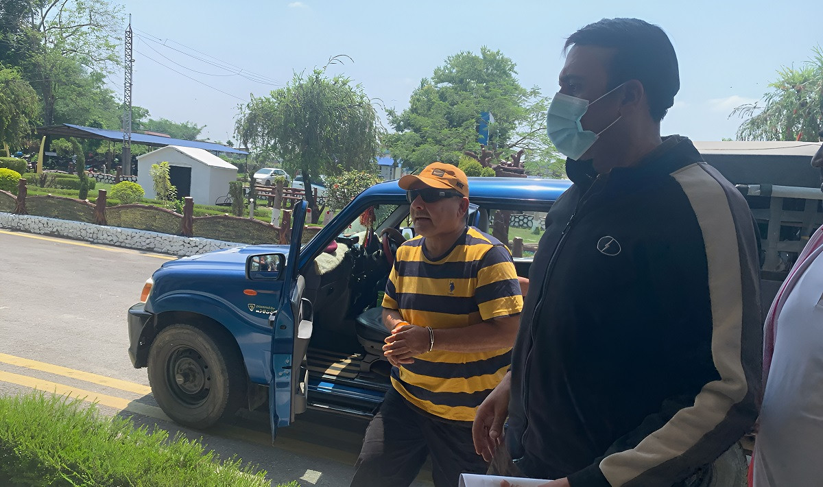 प्रसाईंका तीन शब्द- तस्करविरूद्धको लडाइँ, म आत्तेको छैन, आफैं पक्राउ परेँ