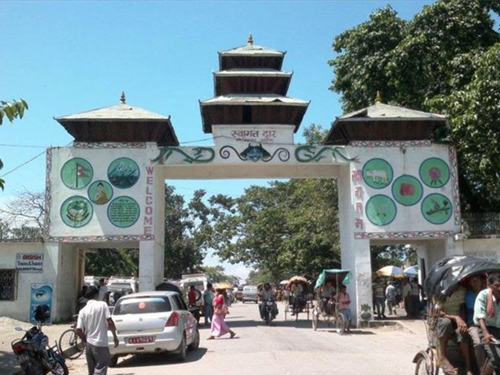 कञ्चनपुरको गड्डाचौकी नाकाबाट विदेशी पर्यटक भित्रिने क्रम बढ्दो
