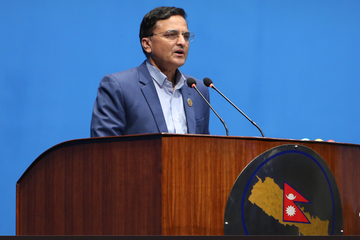 योगेशले भने- कुलमानलाई हटाउँदा प्रचण्डको मुटुमै गोली लागे जस्तो भएछ