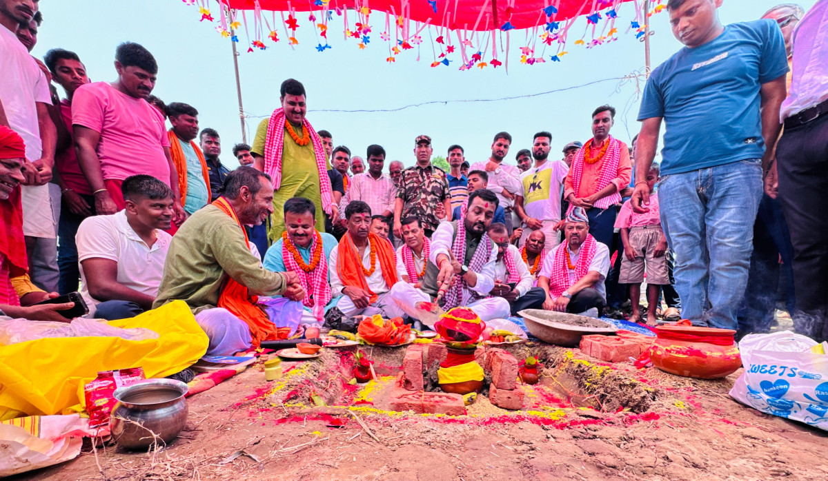 puja gardai1.jpg