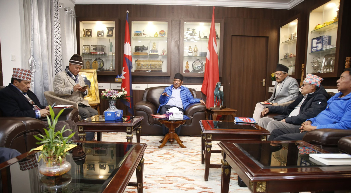 गृहमन्त्रीले राजीनामा नदिएसम्म माओवादीले संसद् चल्न नदिने, बजेटको छलफल पनि रोक्ने