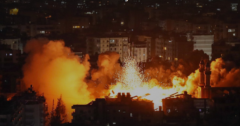 इजरायलले लेबनानको बेरुतमा हवाई आक्रमण गर्‍याे