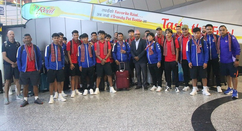 नेपाली राष्ट्रिय फुटबल टोली स्वदेश फर्कियो