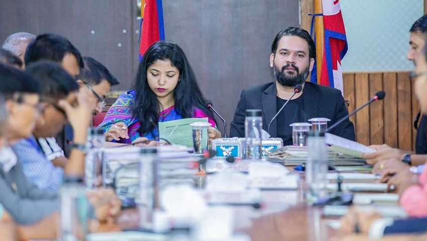 काठमाण्डौ महानगरका मेयर र उपमेयरबीच तीन महिनापछि भेटवार्ता