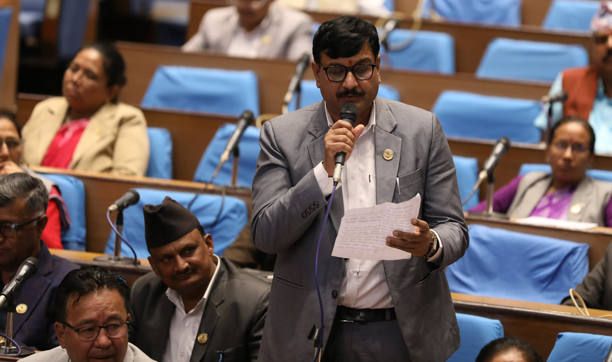 एमालेकै सांसदले भने- घुस प्रकरणमा मुछिएका मन्त्री गुप्तालाई बर्खास्त गरियोस्