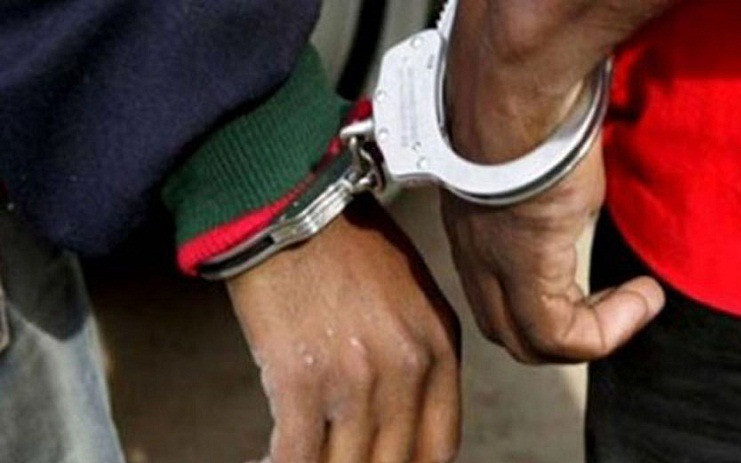 कटुवा पेस्तोल सहित दुई जना पक्राउ