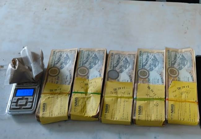 लागुऔषध ब्राउन सुगरसहित ७ जना पक्राउ