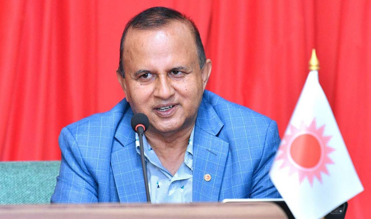 एमाले महासचिव भन्छन्- पूर्वराष्ट्रपति एमालेमा भिड्न आउने हल्लाको आयु सकियो