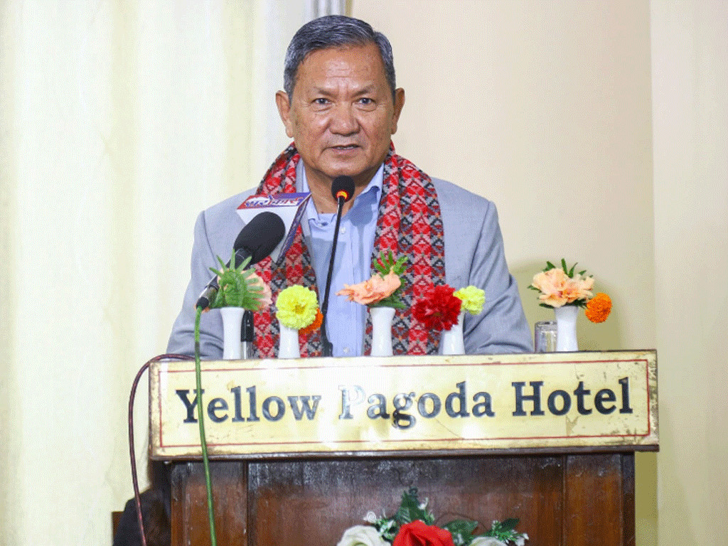 सञ्चार मन्त्री गुरुङले भने-‘विकासका लागि राजनीतिक स्थिरता जरुरी छ’