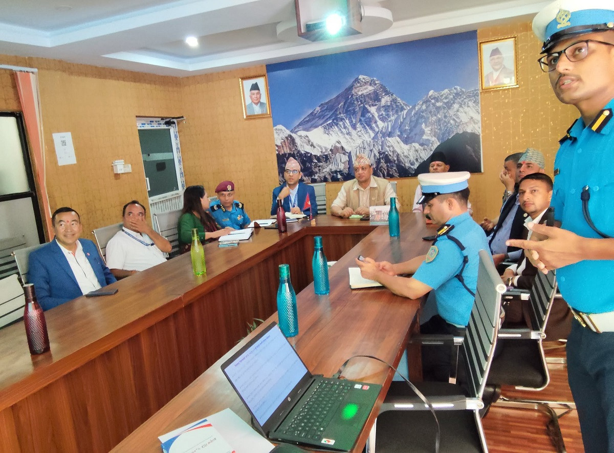 सवारी दुर्घटना न्यूनिकरणका लागि सरोकारवाला निकायलाई मुख्यमन्त्री बानियाँको निर्देशन