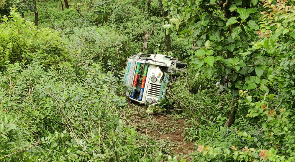 बैतडीमा जिप दुर्घटना, १२ जना घाइते