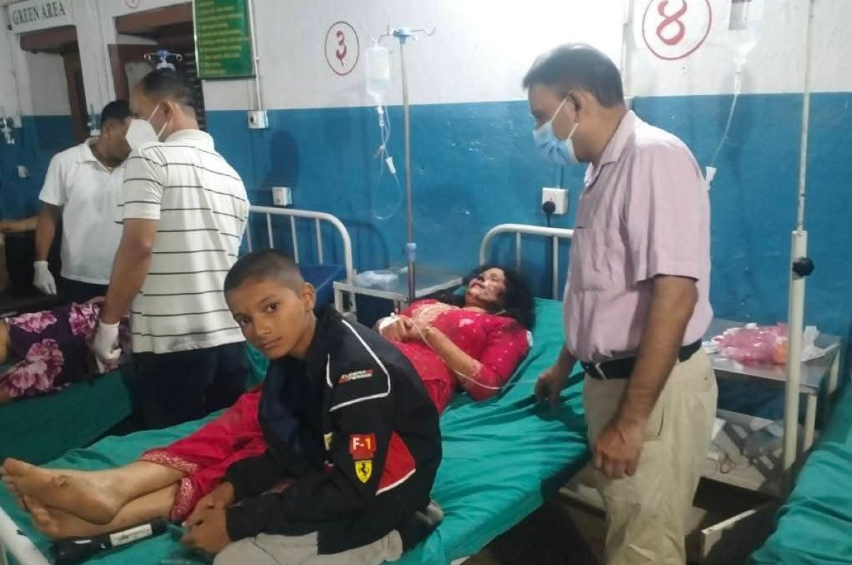 अर्घाखाँचीमा गाडी दुर्घटना, दुईजनाको मृत्यु, २४ जना घाइते