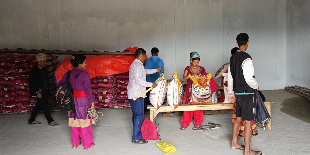 चार सहुलियत पसलबाट दसैँमा २८९ क्विन्टल चामल बिक्री