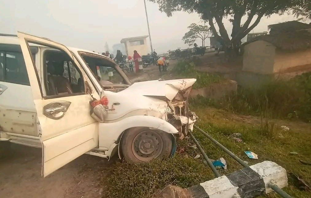 सवारी दुर्घटनामा ७ जना घाइते