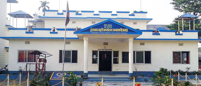 नाबालिकाको प्रयोगदेखि प्रहरीसँग साँठगाँठसम्मका गम्भीर उजुरी बिर्तामोडका मसाज, स्पा र डान्सबारमा अनैतिक गतिविधि