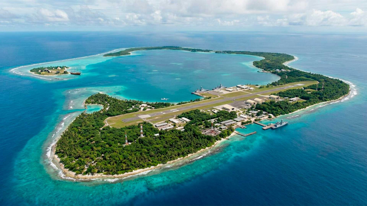 हिन्द महासागरमा रहेको अमेरिकी-बेलायती बेसमा इरानले क्षेप्यास्त्र हानेपछि सैन्य जगतमा तरङ्ग