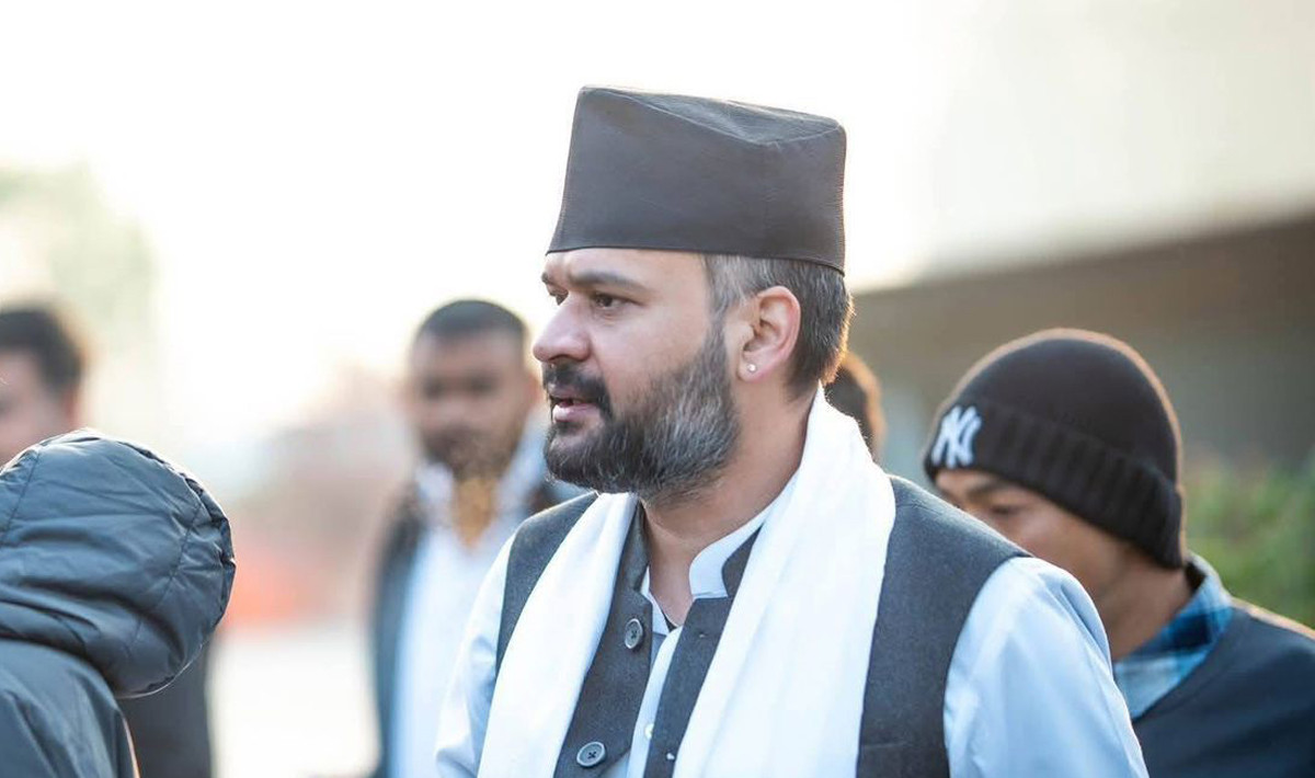 रविको मैदानमा बालेनको बलिङ