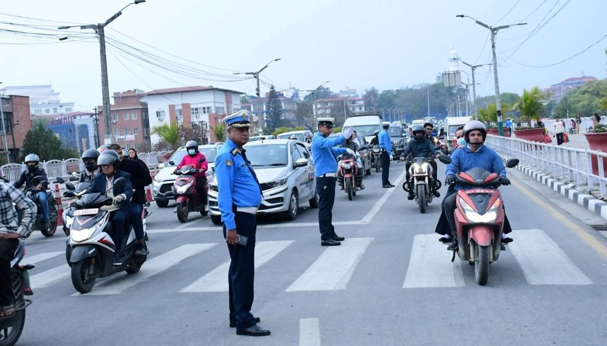२५ सय सवारी चालक ट्राफिक कारबाहीमा