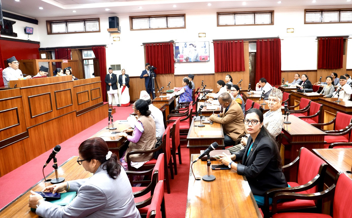 राष्ट्रियसभा : बालिकामाथि हुने बलत्कारका घटना कम गर्न विद्यालय तहमा यौन शिक्षा दिन माग