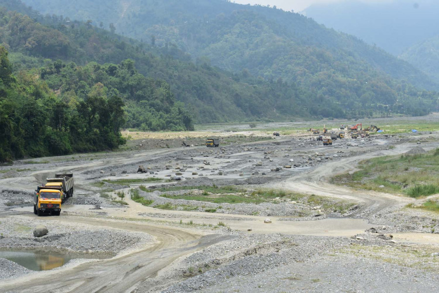 मोरङका क्रसरमा ‘शक्ति, पहुँच र राजस्व छली’को खेल