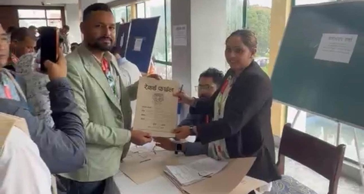 अर्थशास्त्री डा. वलीले दिए केन्द्रीय सदस्यमा उम्मेदवारी