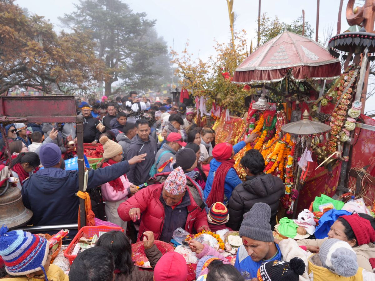नवरात्र सुरु भएसँगै पाथीभरामा भक्तजनको लर्को